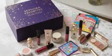 Caja sorpresa Sephora Favorites con productos de belleza variados y emocionantes.